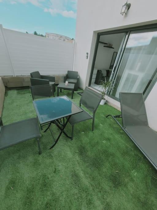 Apartment Independant Avec Terrasse 